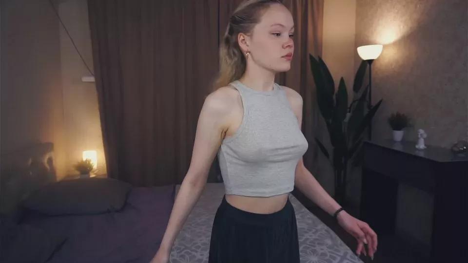 AlbertaAcey on Cam4 