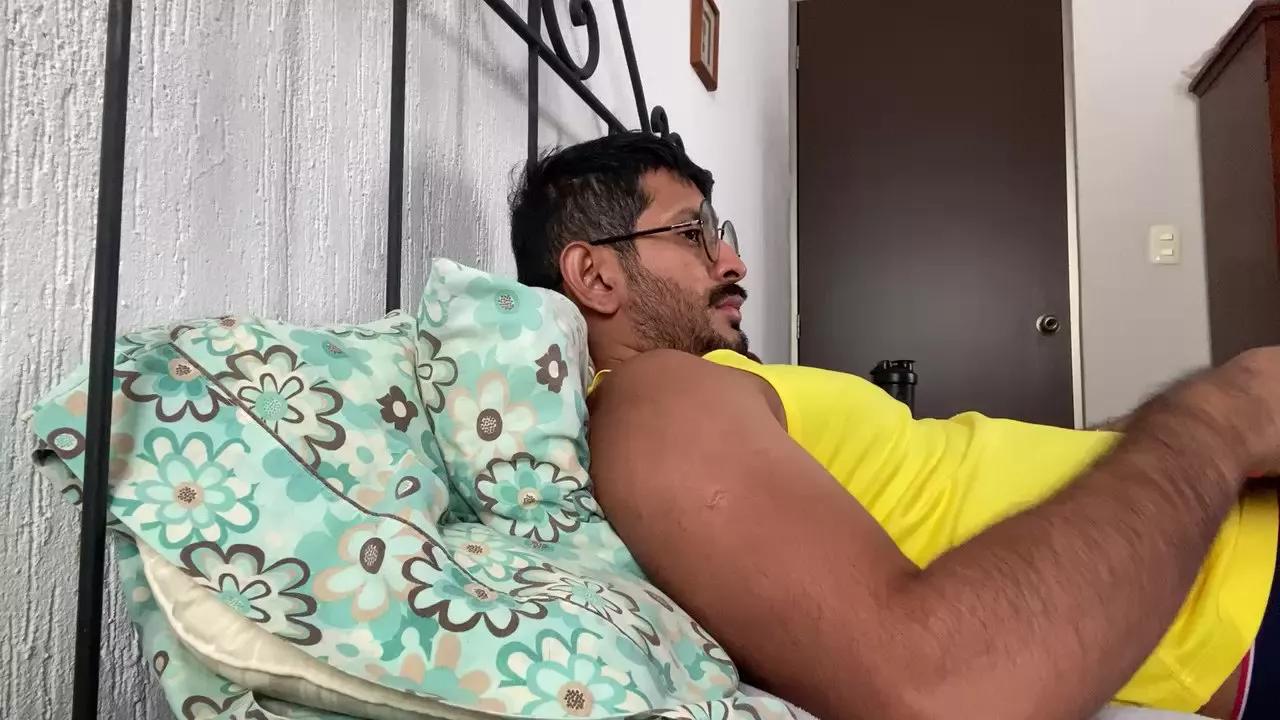 alealejandr4 on Cam4 