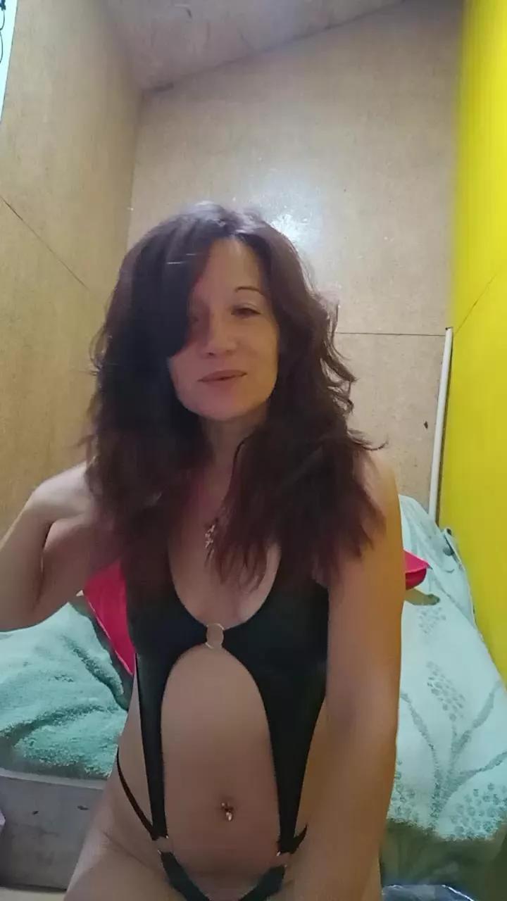 AlejandritaMilf on Cam4 