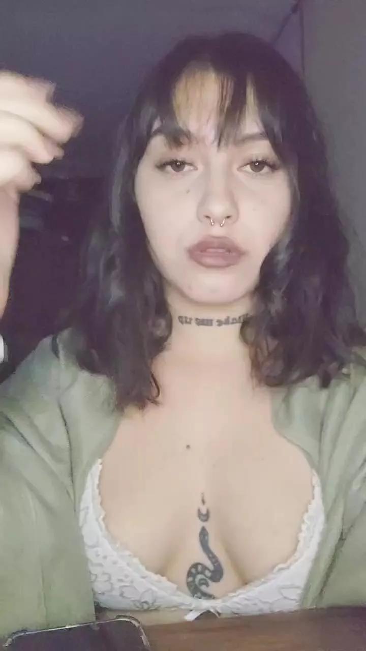 AlisonNai on Cam4 
