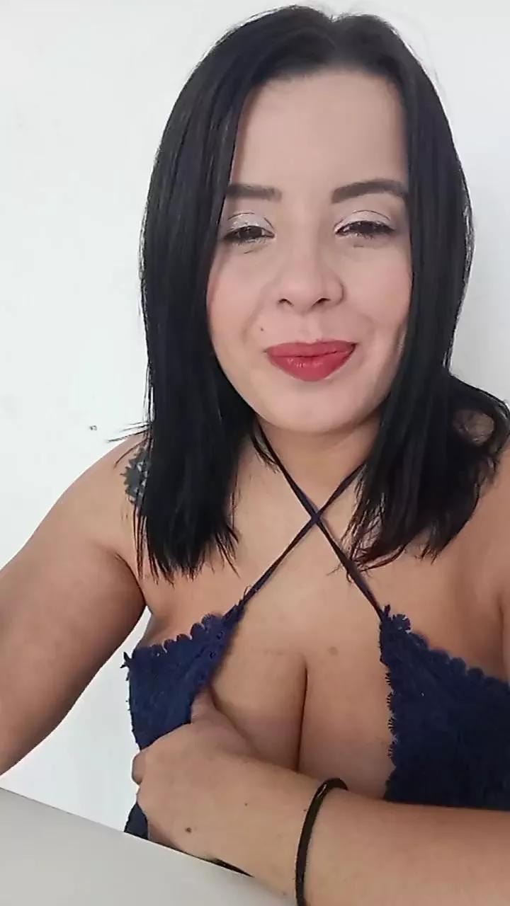 Allice_pussy on Cam4 