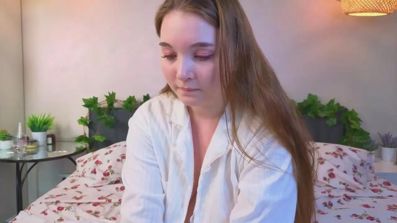 Freechat AlodieFitt on Cam4