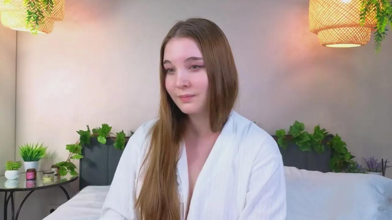 Freechat AlodieFitt on Cam4