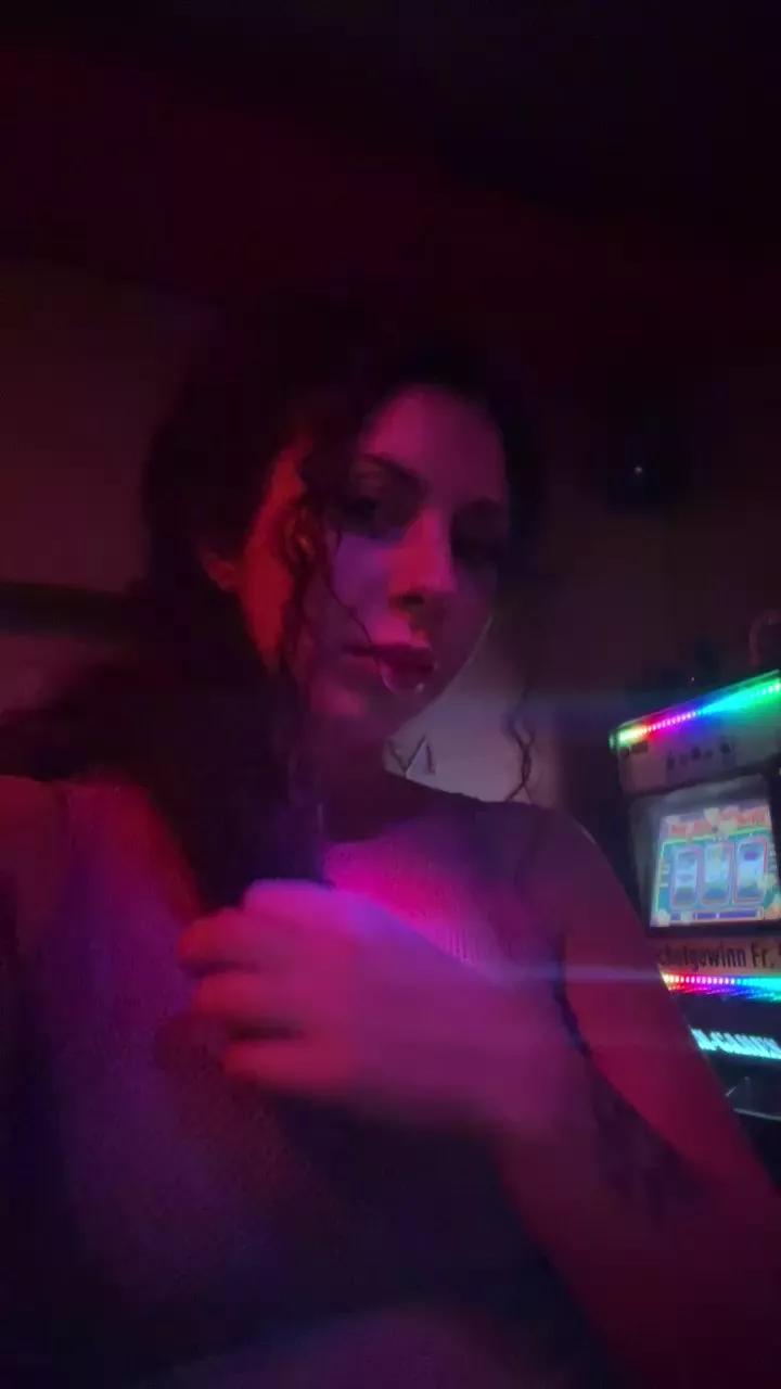 Alyasia on Cam4 