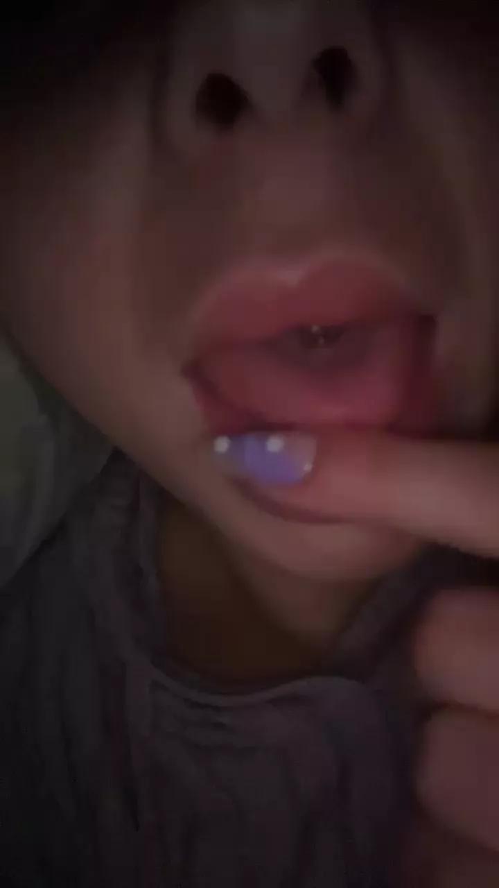 Alyasia on Cam4 