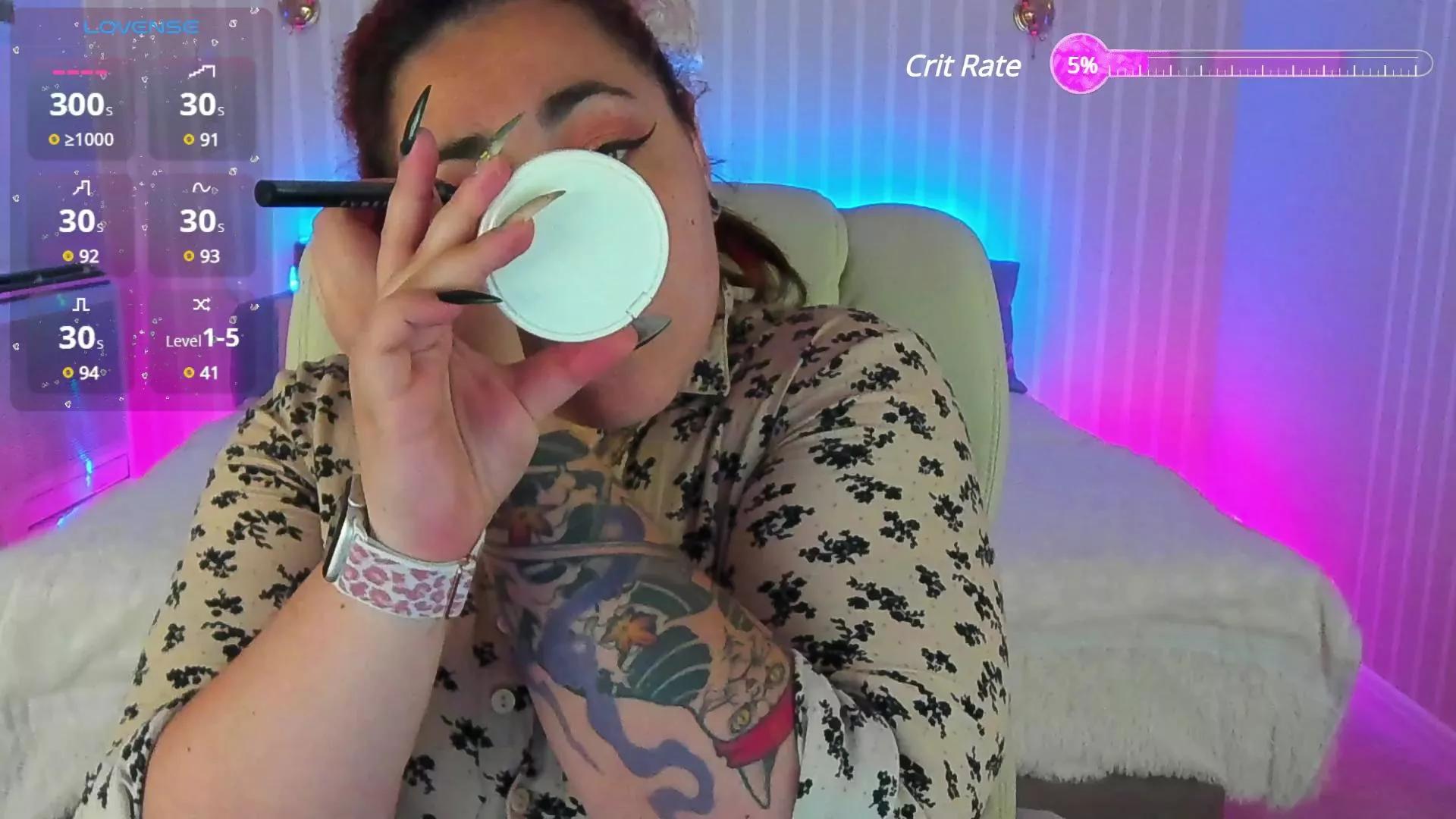 AmazonkaStar on Cam4 