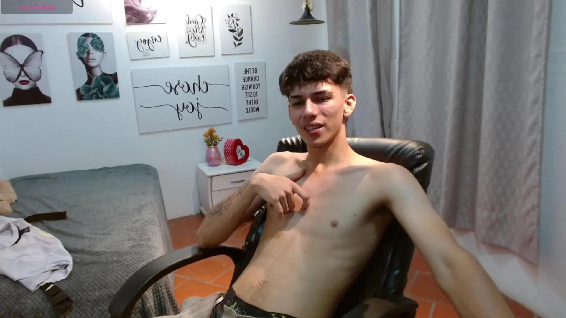 Cam4 AmethystShadow is Freechat AmethystShadow —  #feet #striptease #masturbation #armpits #schoolgirl #amateur