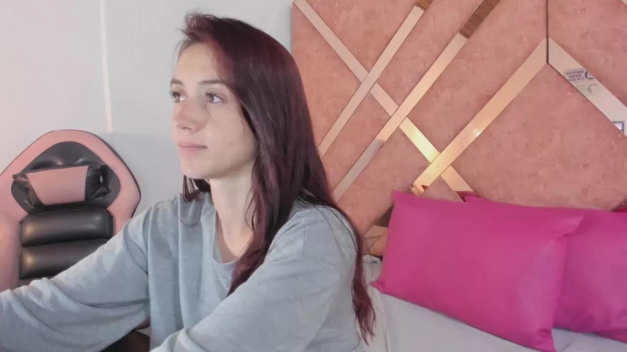 Offline amy_kobold33 on Cam4