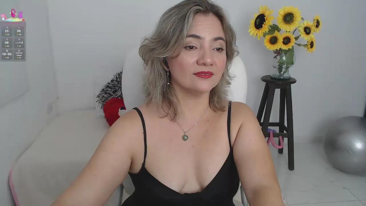 ana_milf on Cam4 