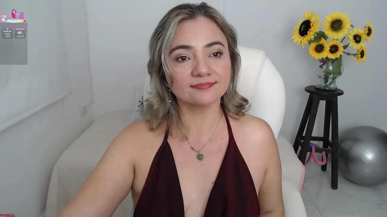 ana_milf on Cam4