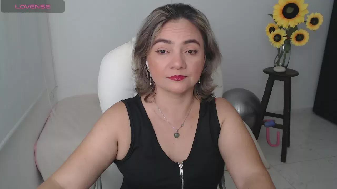 ana_milf on Cam4 