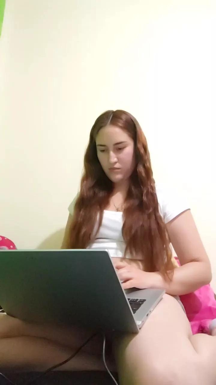 Anais_M on Cam4 