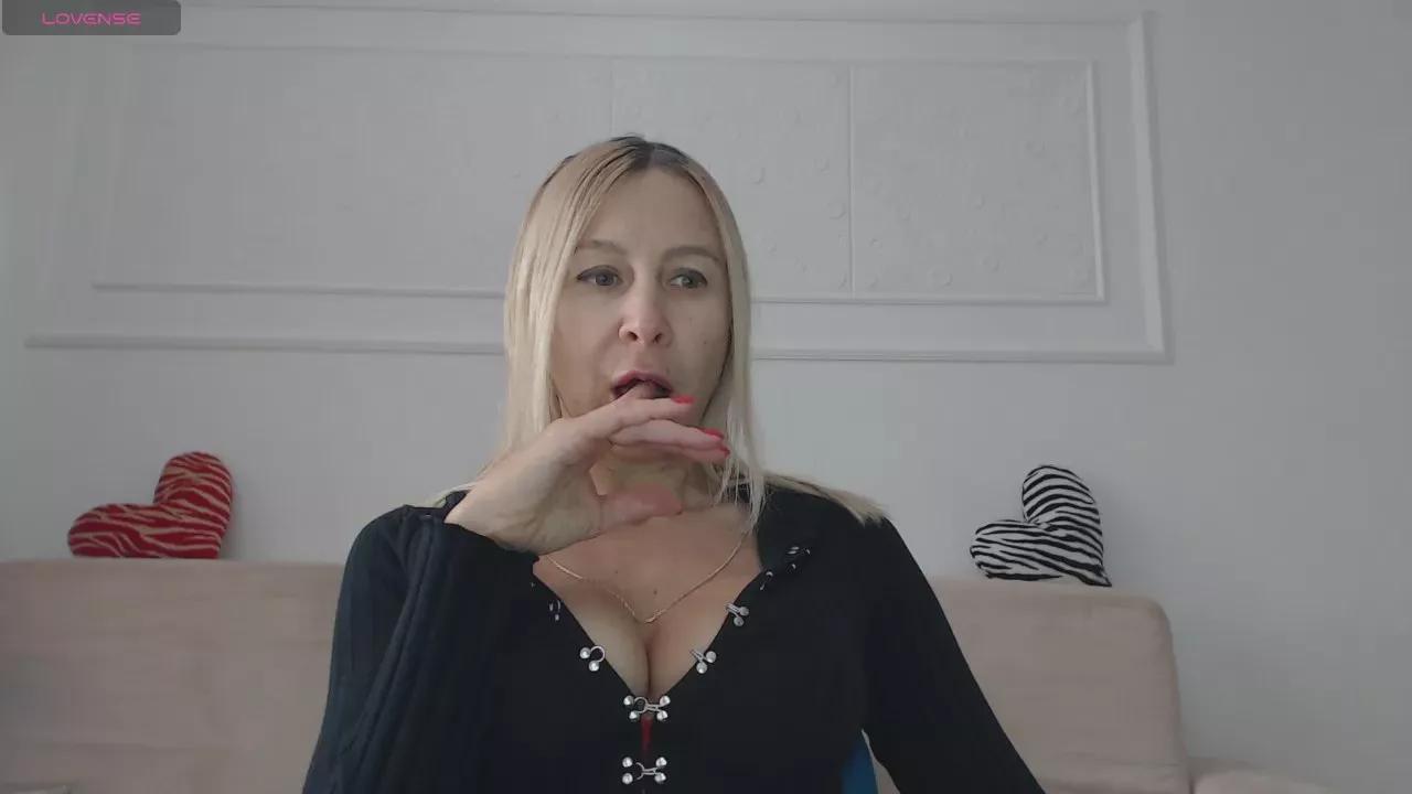 anastasiia1222 on Cam4 