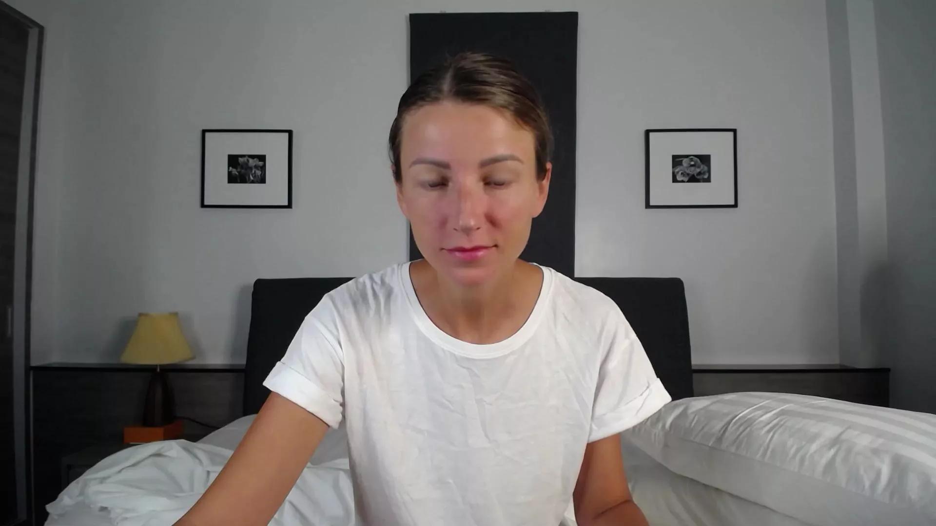 Anna_Shine on Cam4 