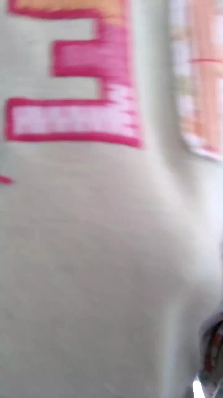 Annarellapika on Cam4 