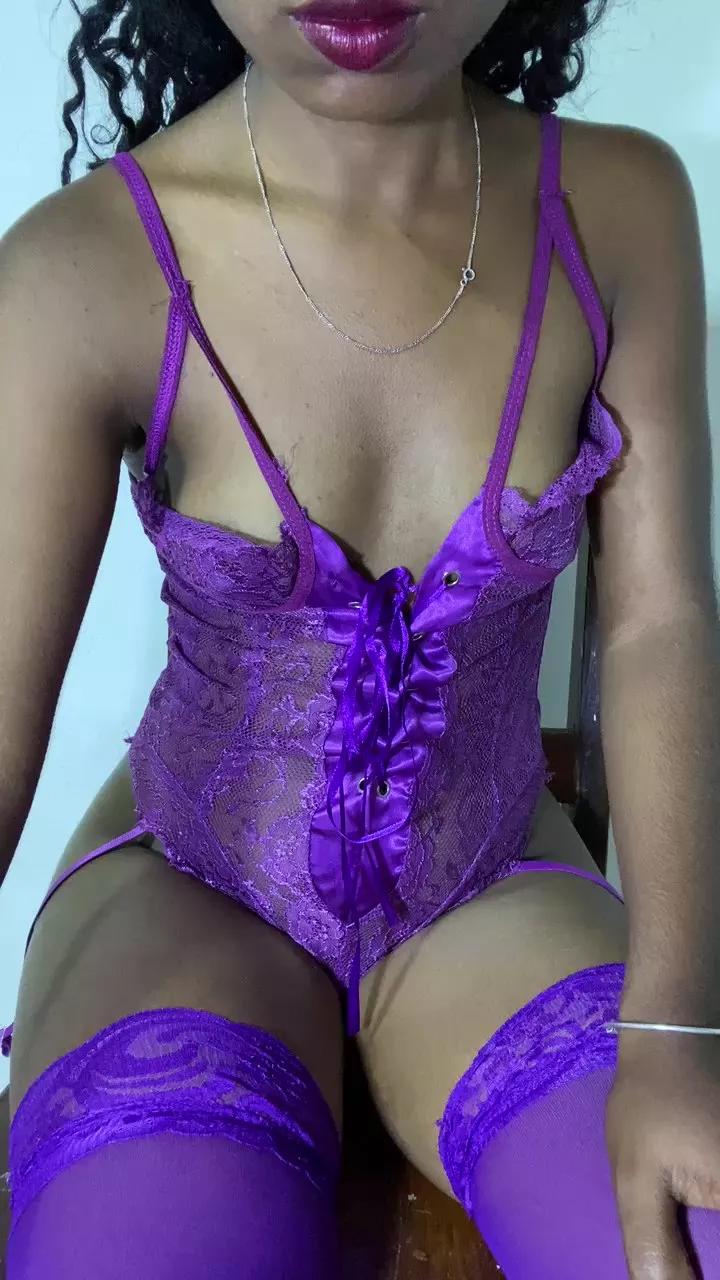 annie197 on Cam4 