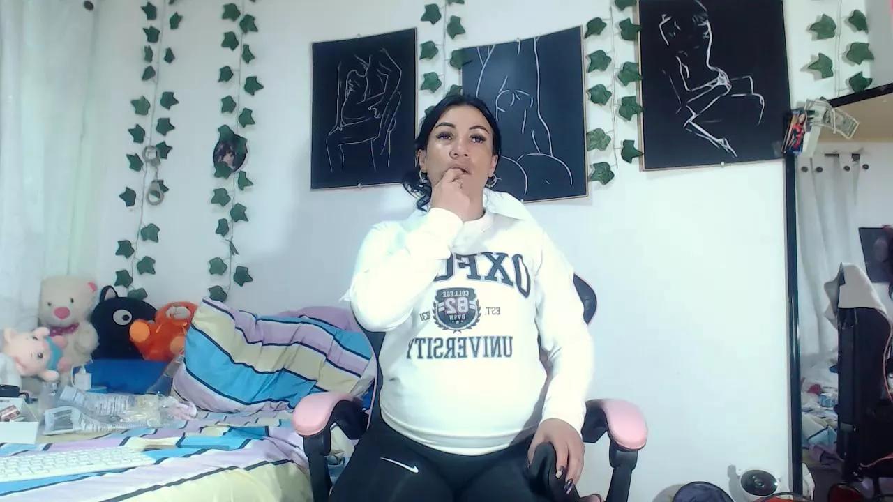annyevans1 on Cam4 