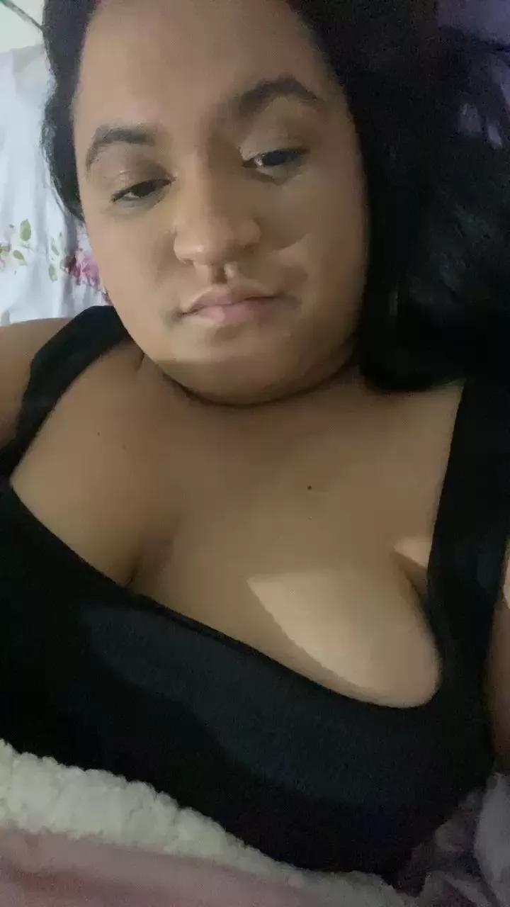Antonellacruz99 on Cam4 