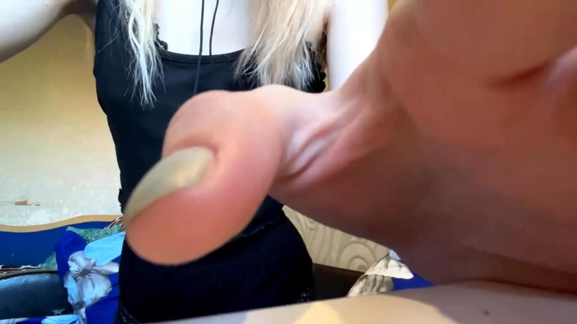 AntoniaDodd on Cam4 