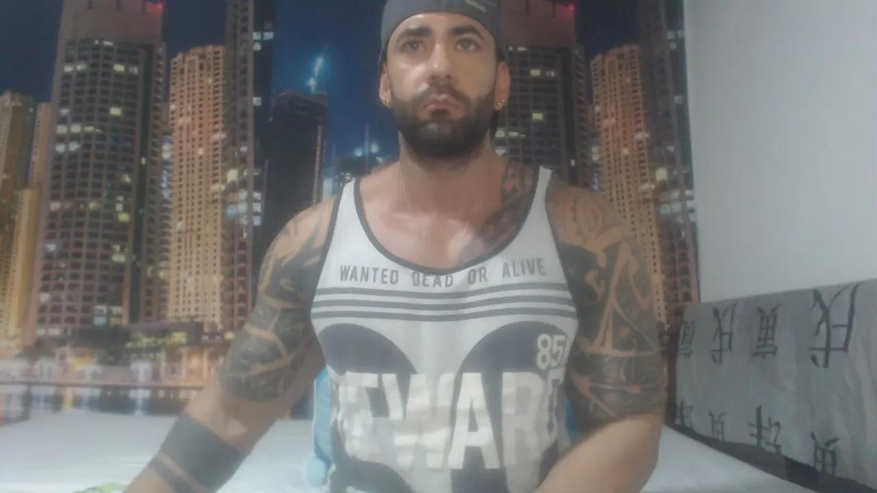 Offline antua_ on Cam4