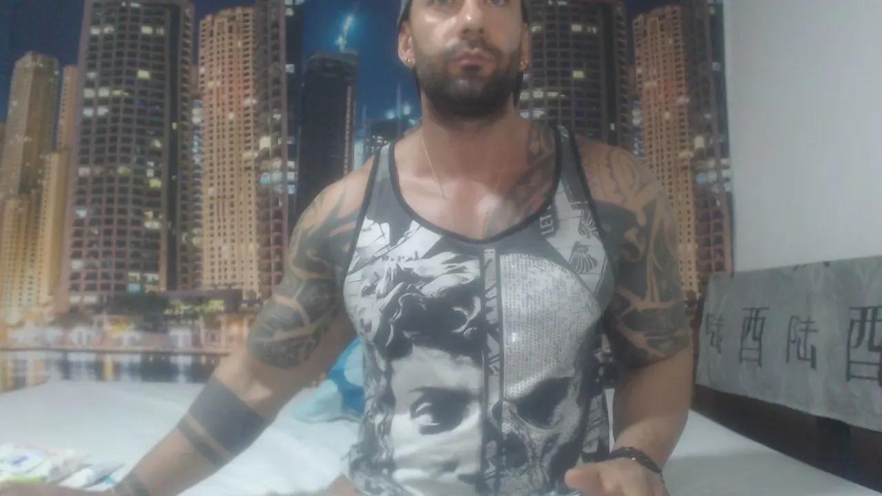 Offline antua_ on Cam4