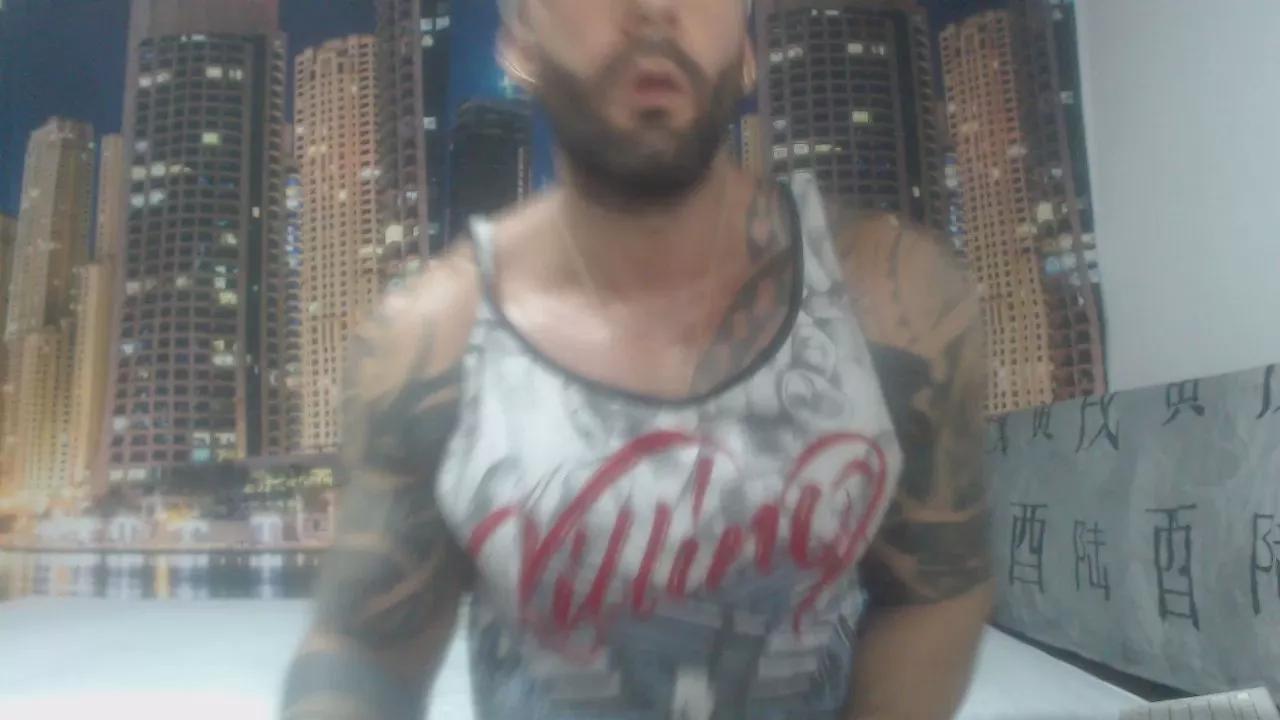 Offline antua_ on Cam4