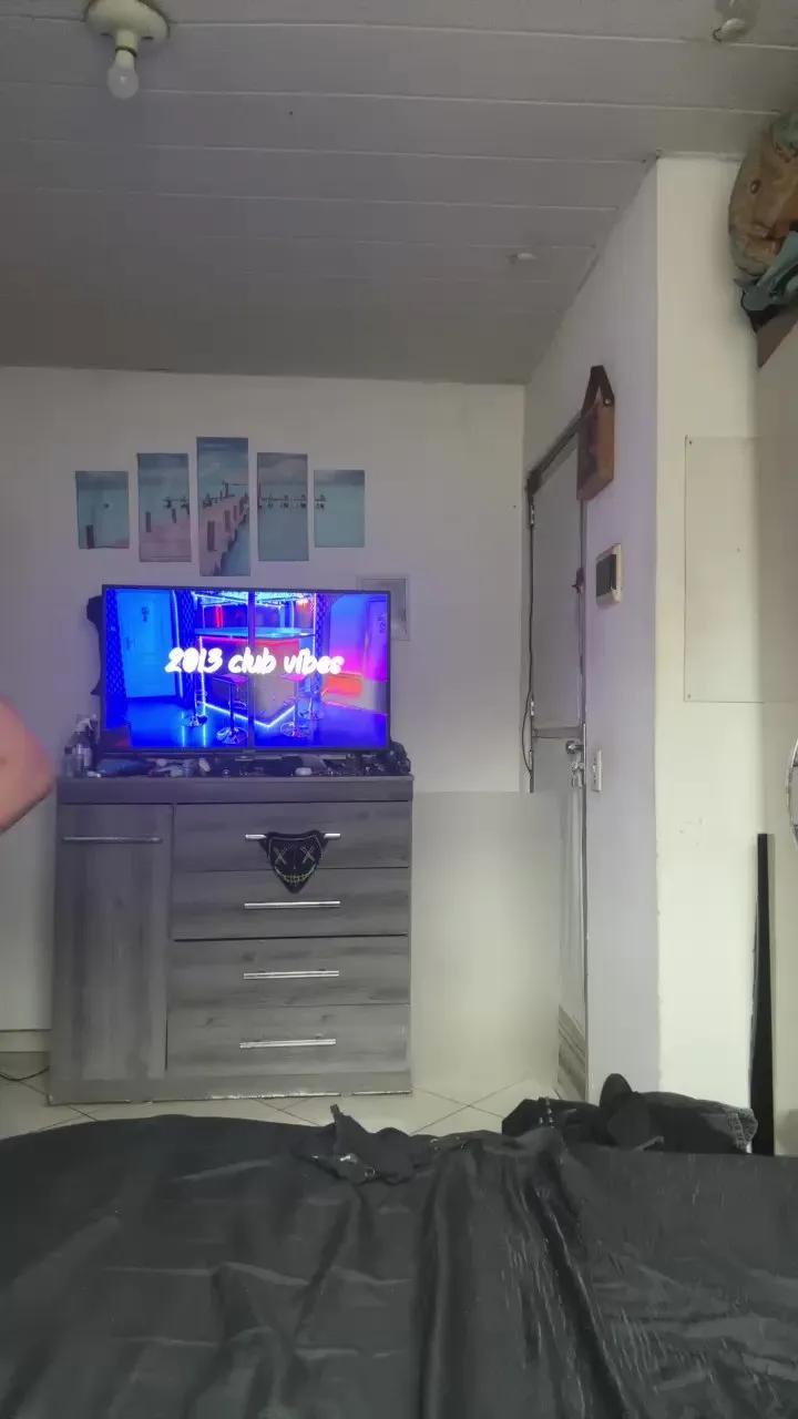 Offline Apolo_Rio on Cam4