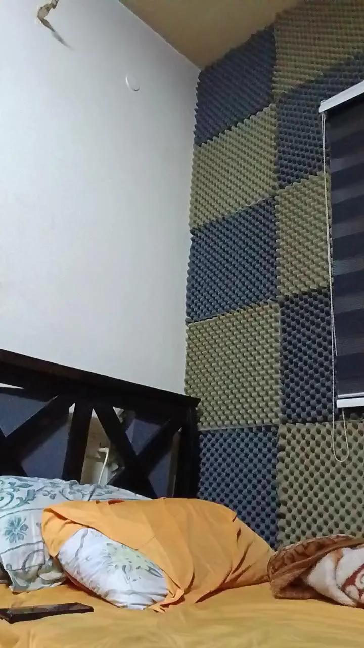 Offline Arabian4 on Cam4