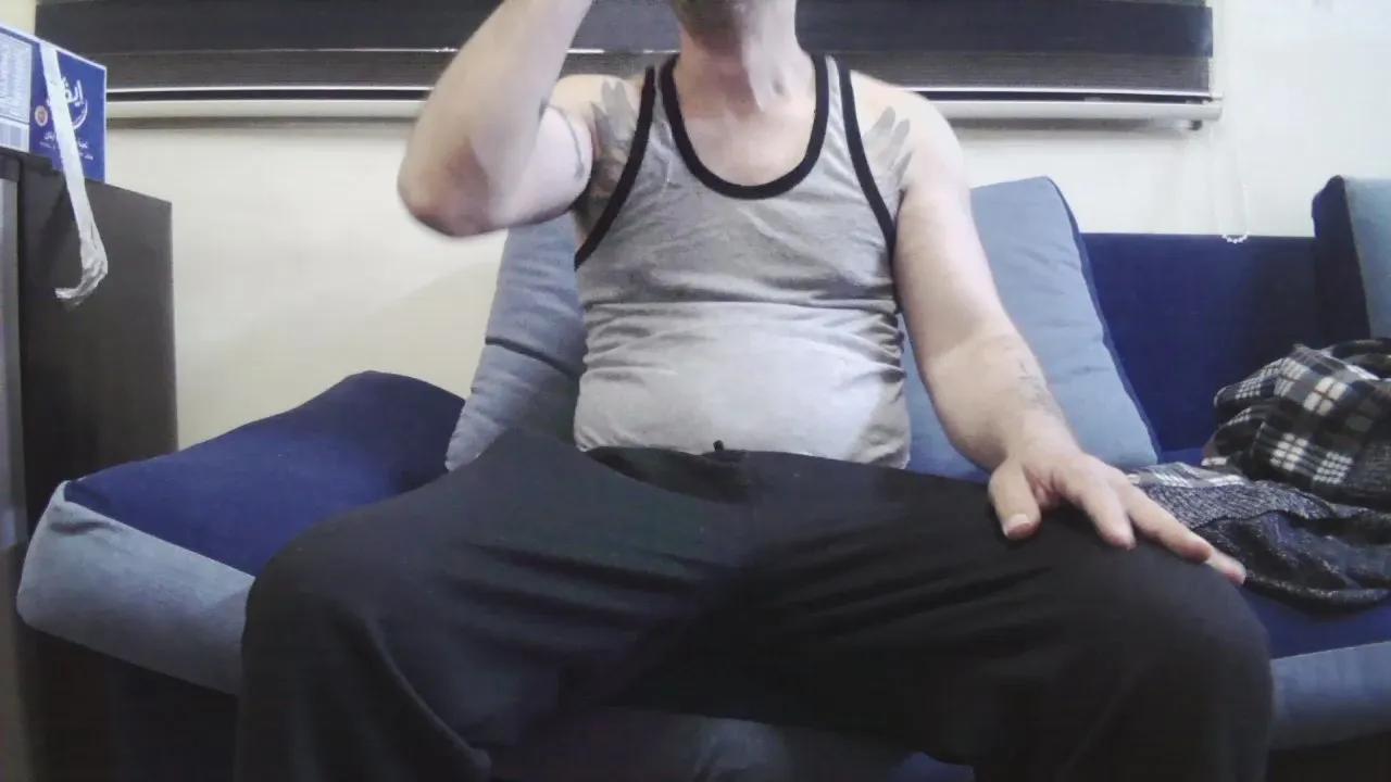 Offline Arabian4 on Cam4