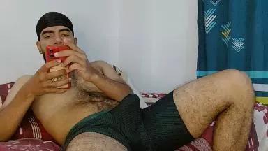 Aroon_Stonne on Cam4 
