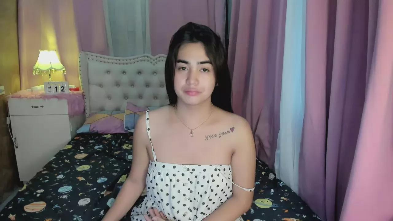 asianlove_doll on Cam4 