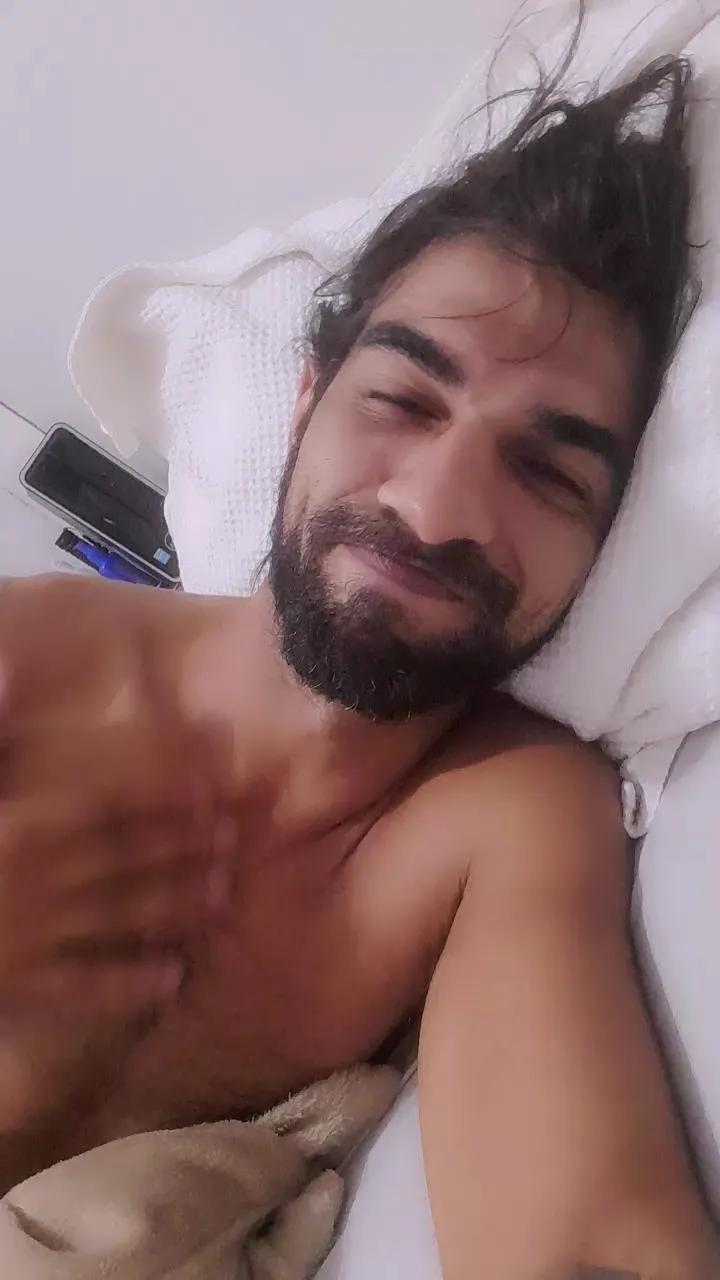 Offline Atv_brasil on Cam4