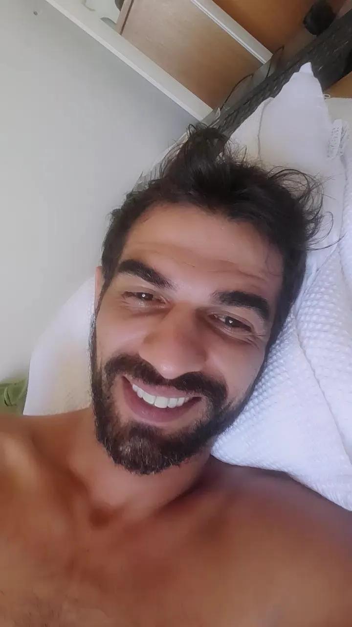 Offline Atv_brasil on Cam4