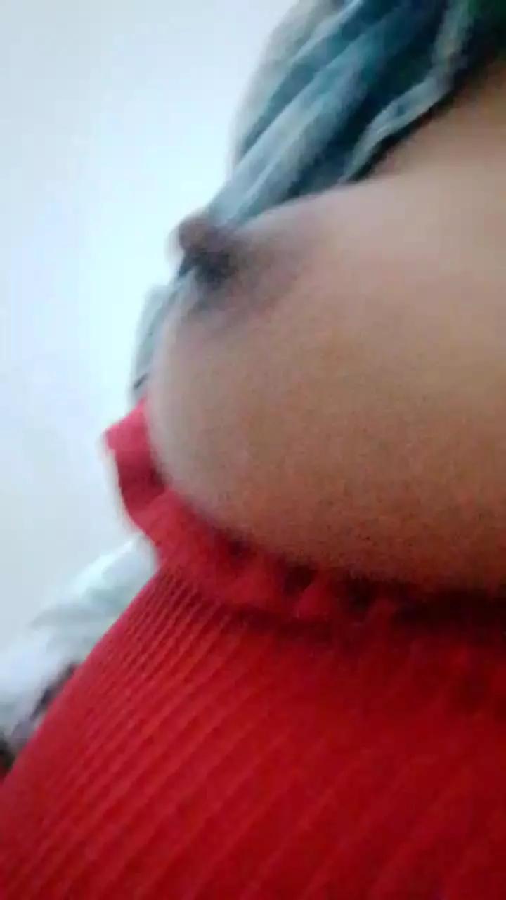 Ayshamel on Cam4 