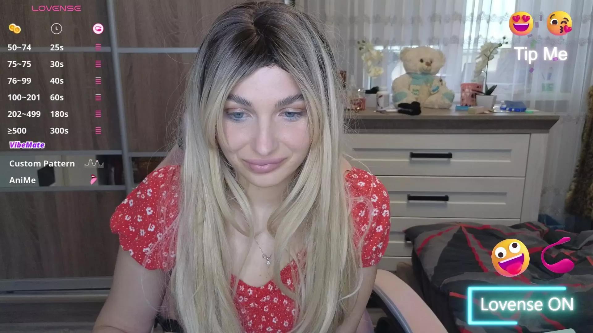 BabyLaYoda on Cam4 