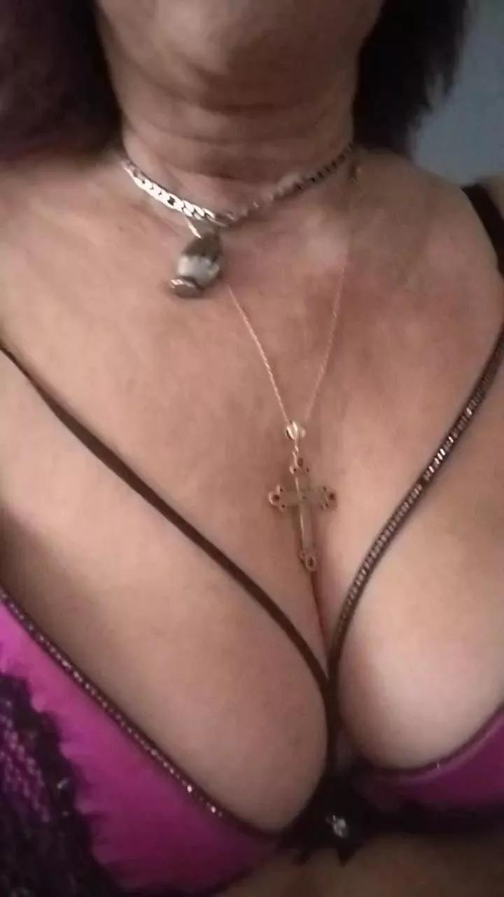 Babylove54 on Cam4 