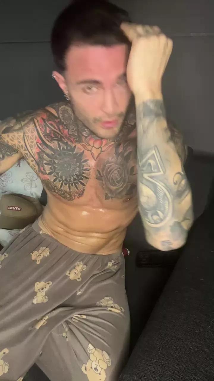 Babytatto on Cam4 