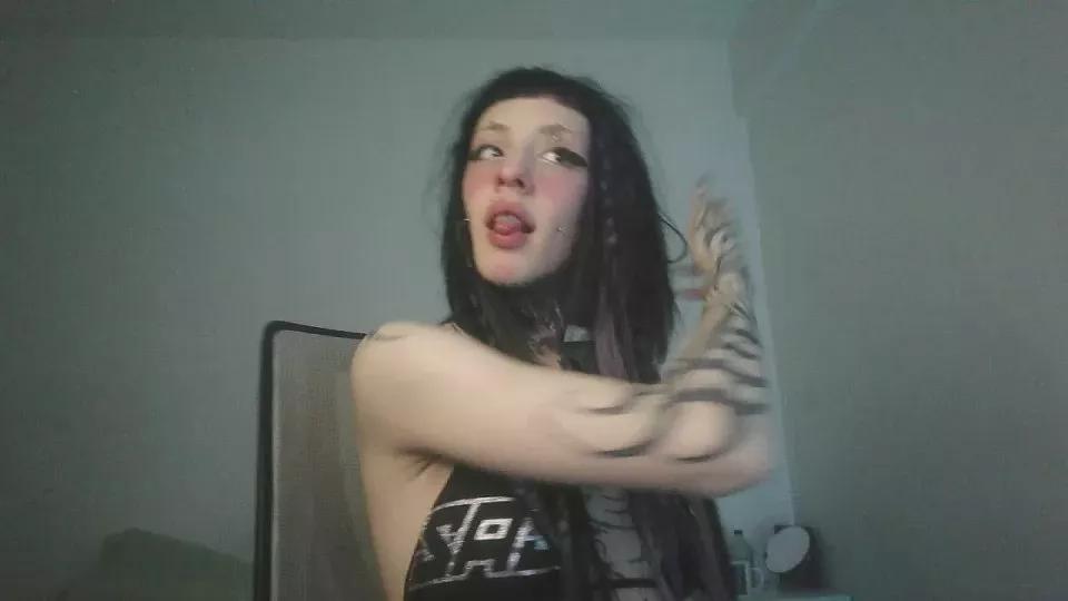 bad_doll_bb on Cam4 