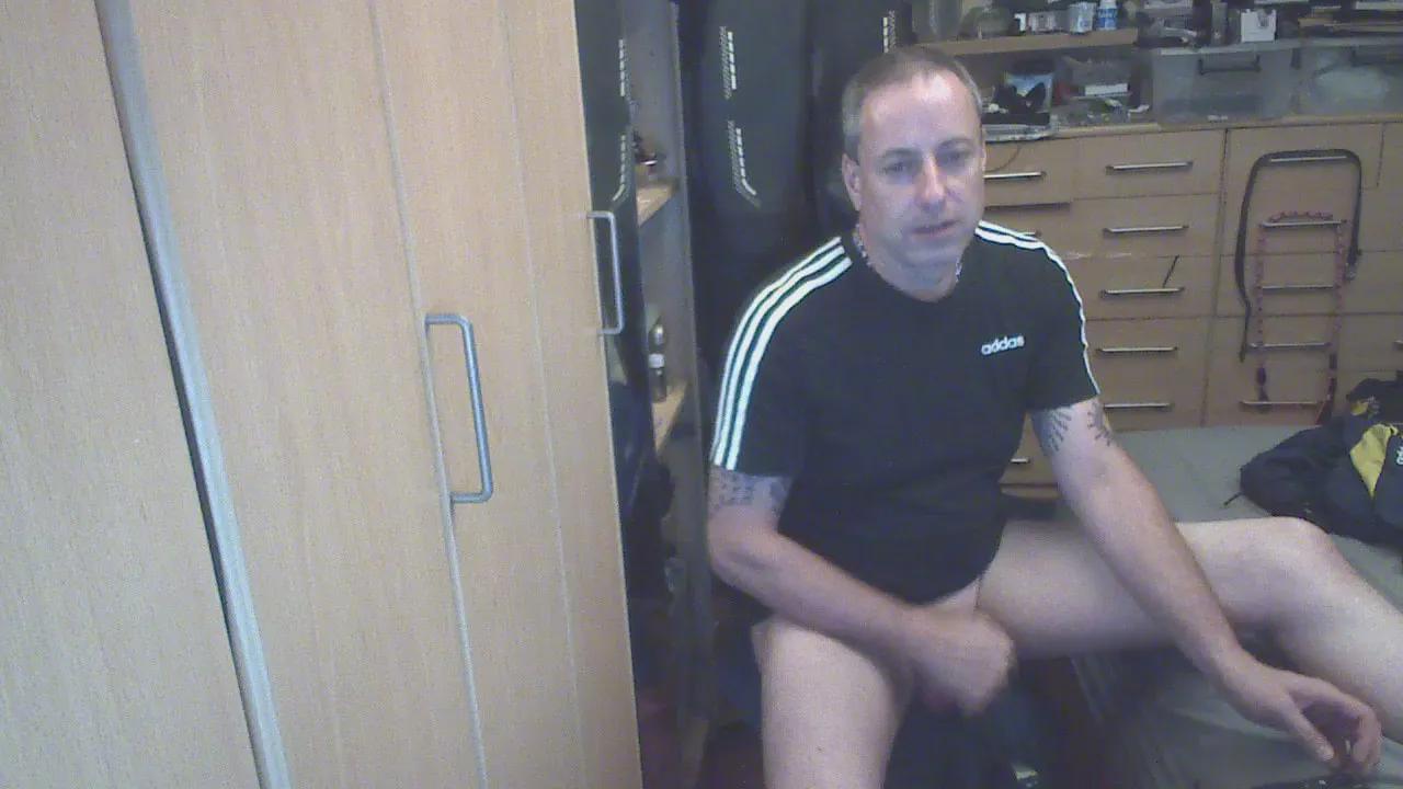 badboymidlands on Cam4 