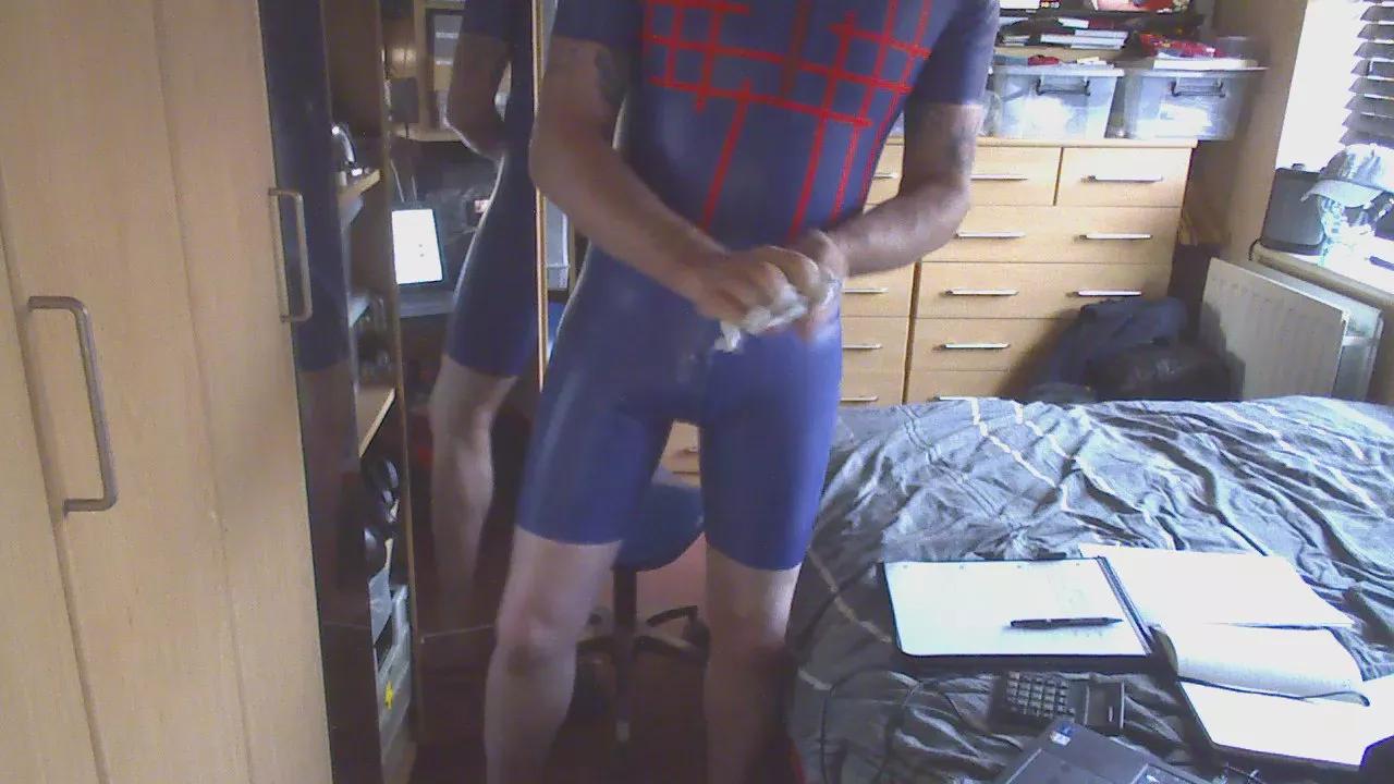 badboymidlands on Cam4 
