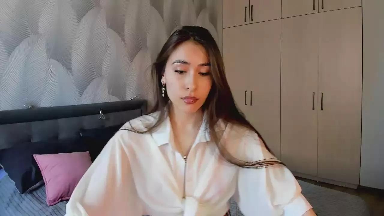 bambiii_bby on Cam4 