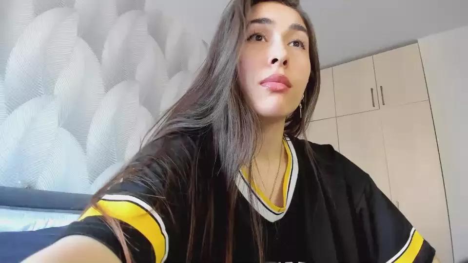 bambiii_bby on Cam4 