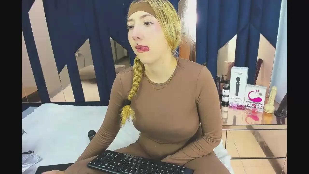 Offline Barbie_girl_69 on Cam4