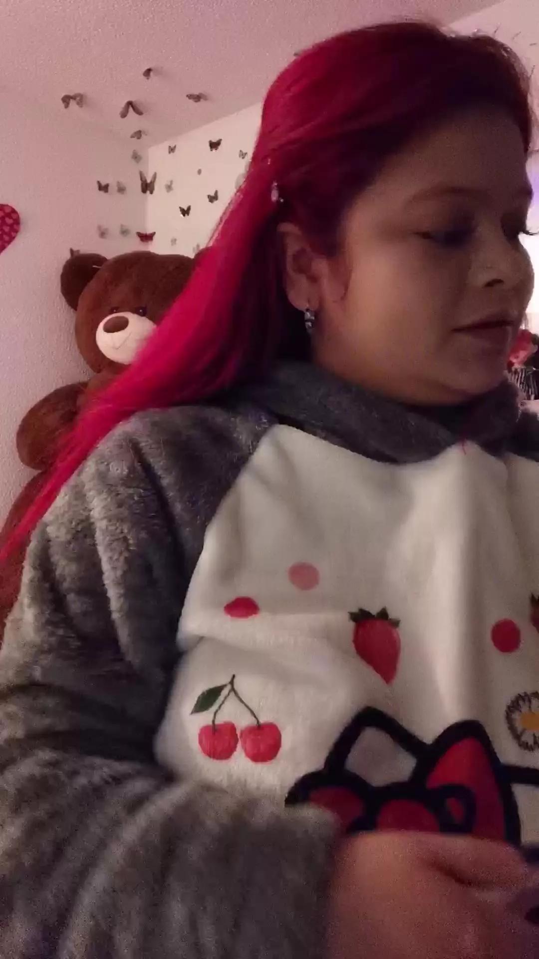 barbiee_doll on Cam4 