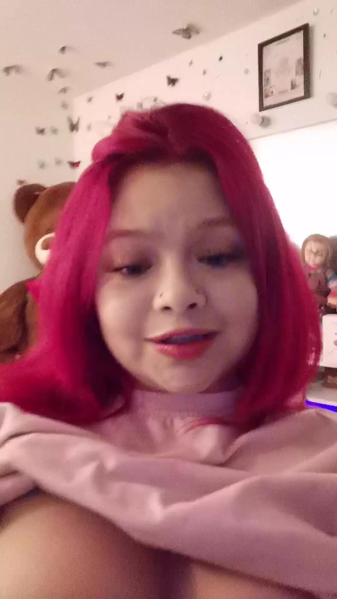 barbiee_doll on Cam4 