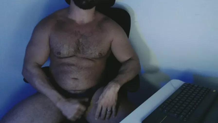 beard_man_sexy on Cam4 