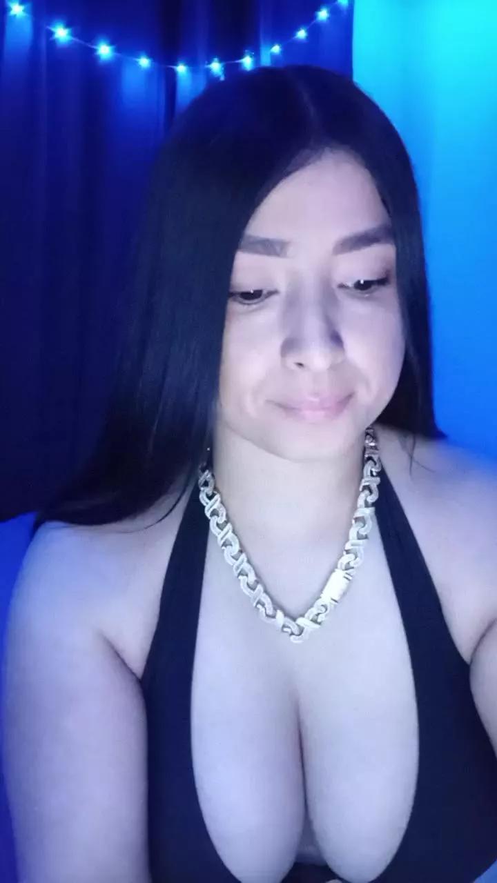 Bebeciitaaa on Cam4 