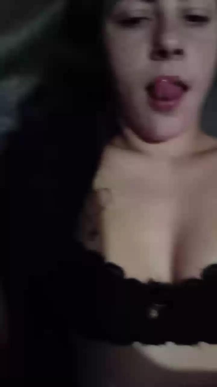 Bebezinha51 on Cam4 