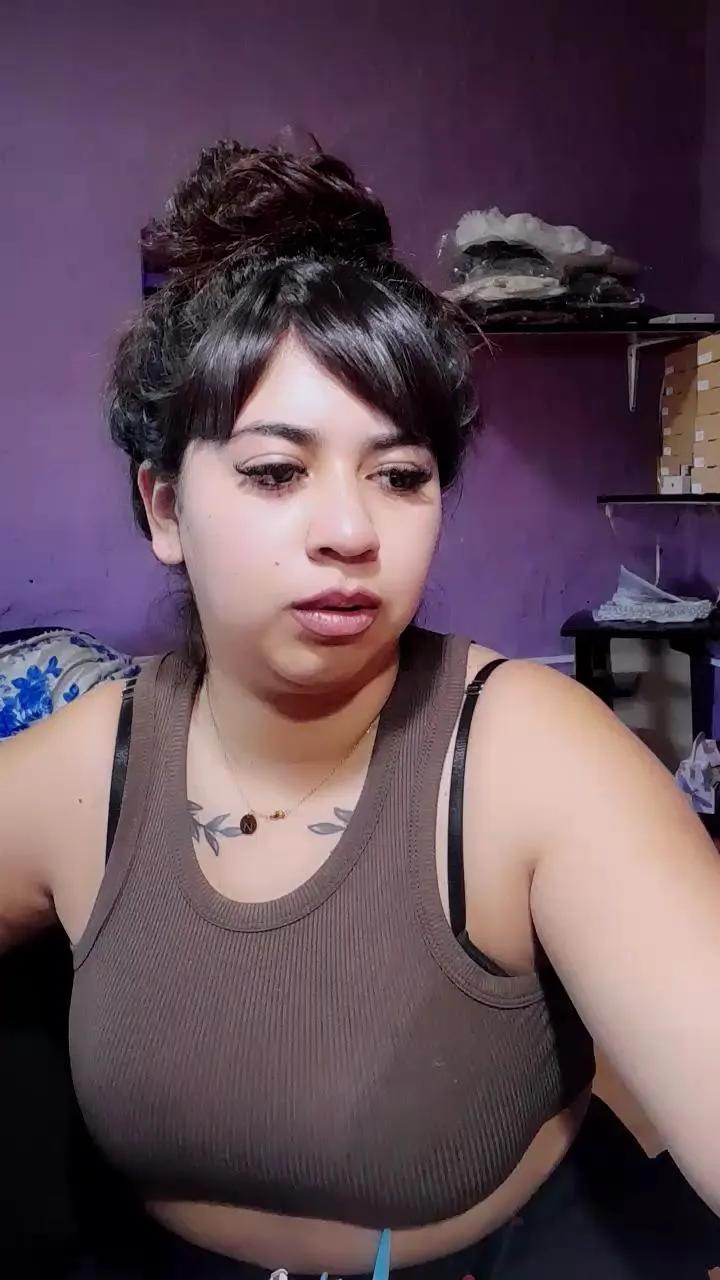 Bebijuu23 on Cam4