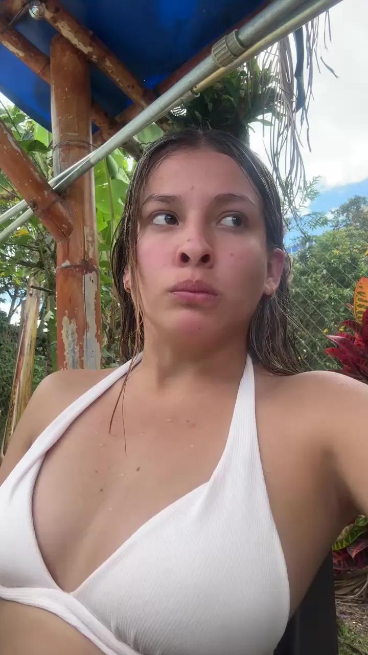 Bella_Antonella on Cam4 